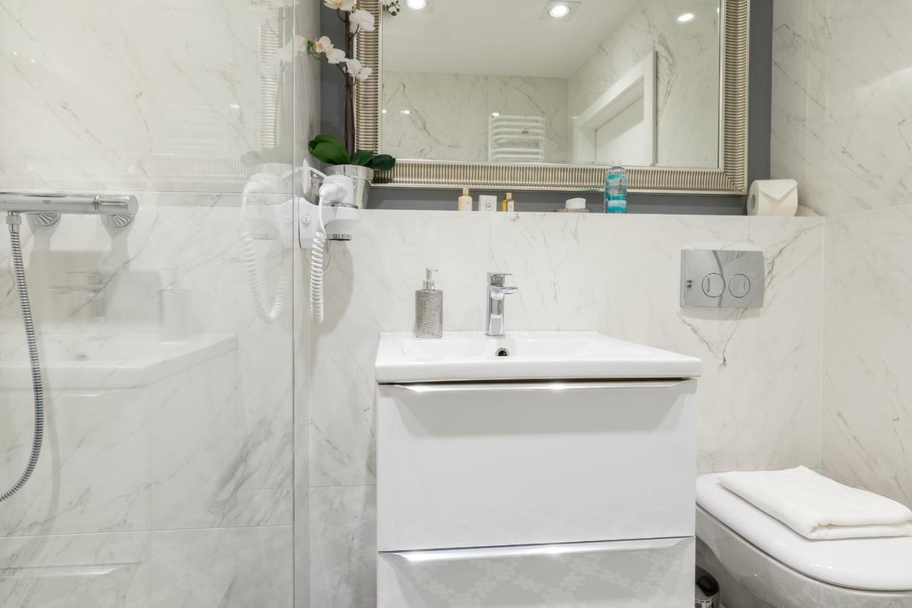 Ga Luxury Apartments W21 크라쿠프 외부 사진
