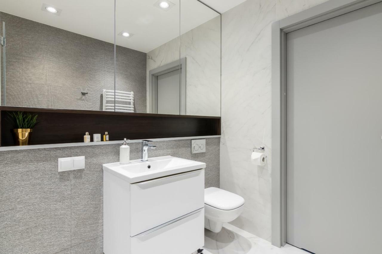 Ga Luxury Apartments W21 크라쿠프 외부 사진